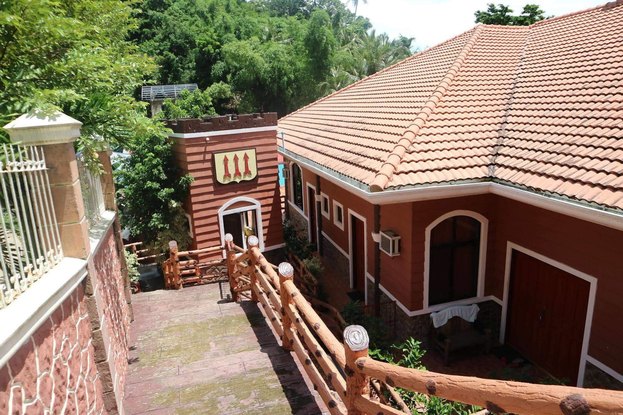Jannah Glycel Beach House Hotel Guimaras Exterior photo