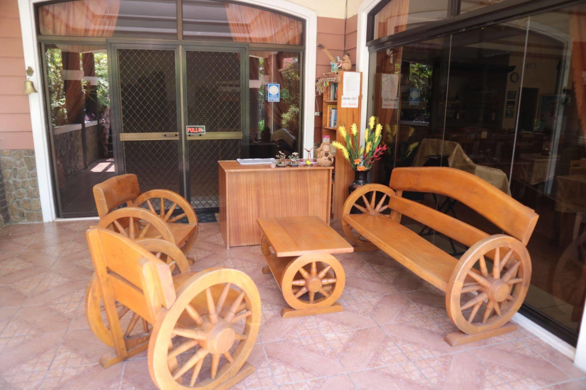 Jannah Glycel Beach House Hotel Guimaras Exterior photo