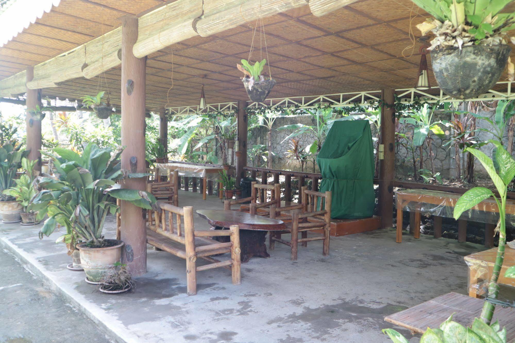 Jannah Glycel Beach House Hotel Guimaras Exterior photo